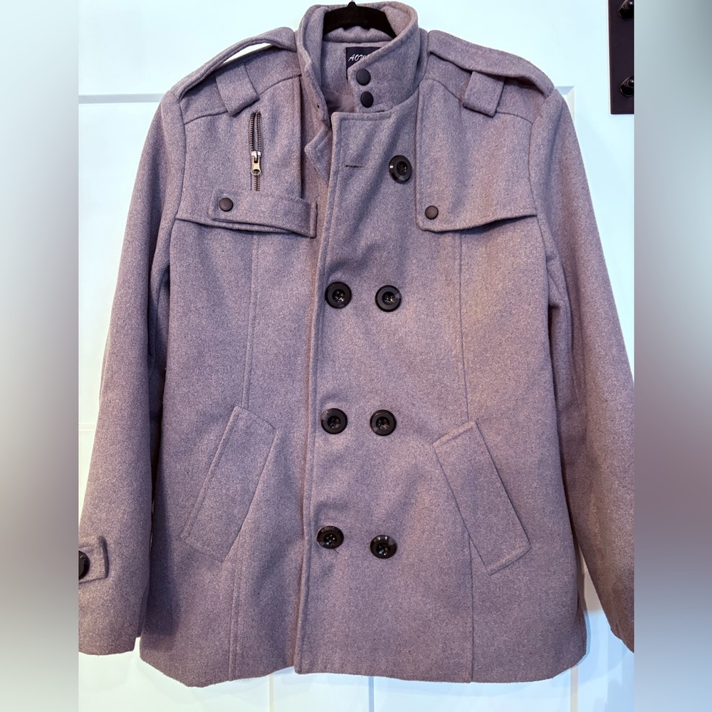 NWOT AOWOFS Men's Gray Peacoat Size Large